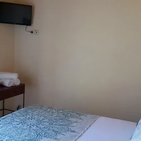 Baronessa's * 가이오스