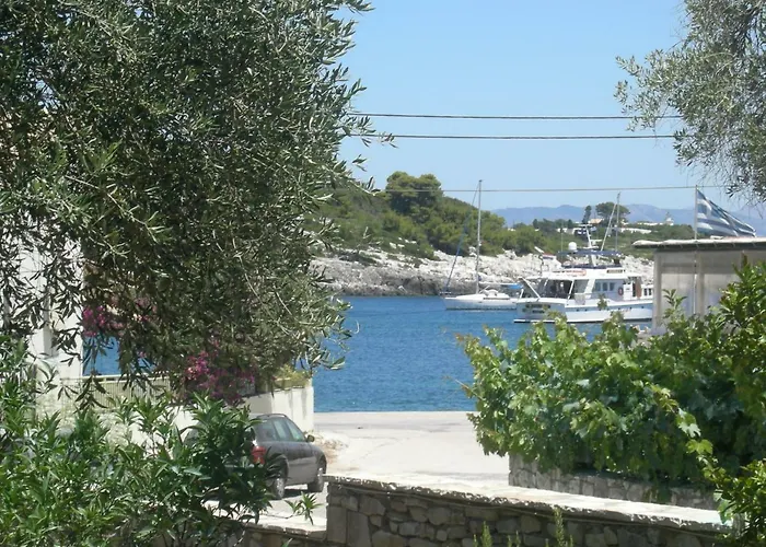 Baronessa's Διαμέρισμα *